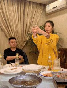 婚礼敬酒小常识(红酒怎么喝)