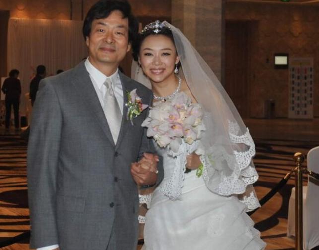 婚礼指示牌模板,结婚酒店门口指示牌怎么写