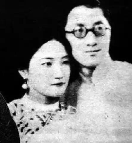 民国最著名最经典的证婚词(生活中不在朝朝暮暮的爱情久长吗)