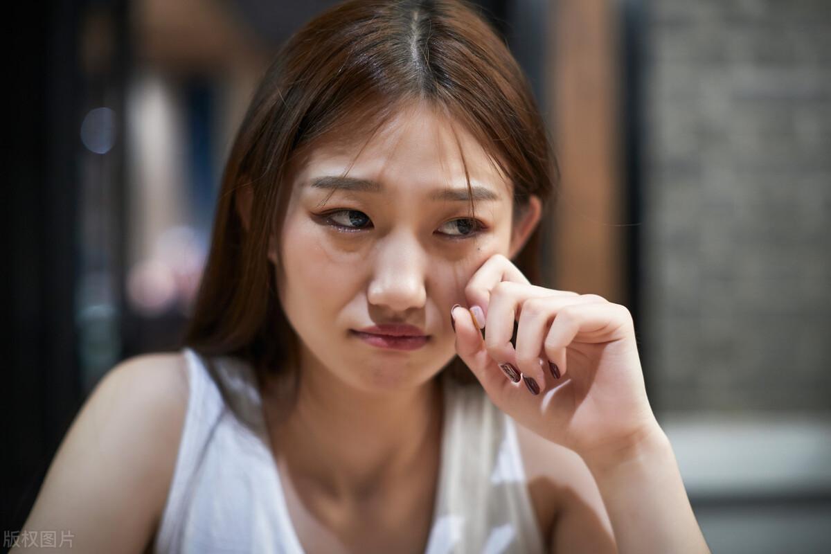 不管贫穷还是富有你愿意嫁给他吗(他没房没钱我不怕却遭父母反对)