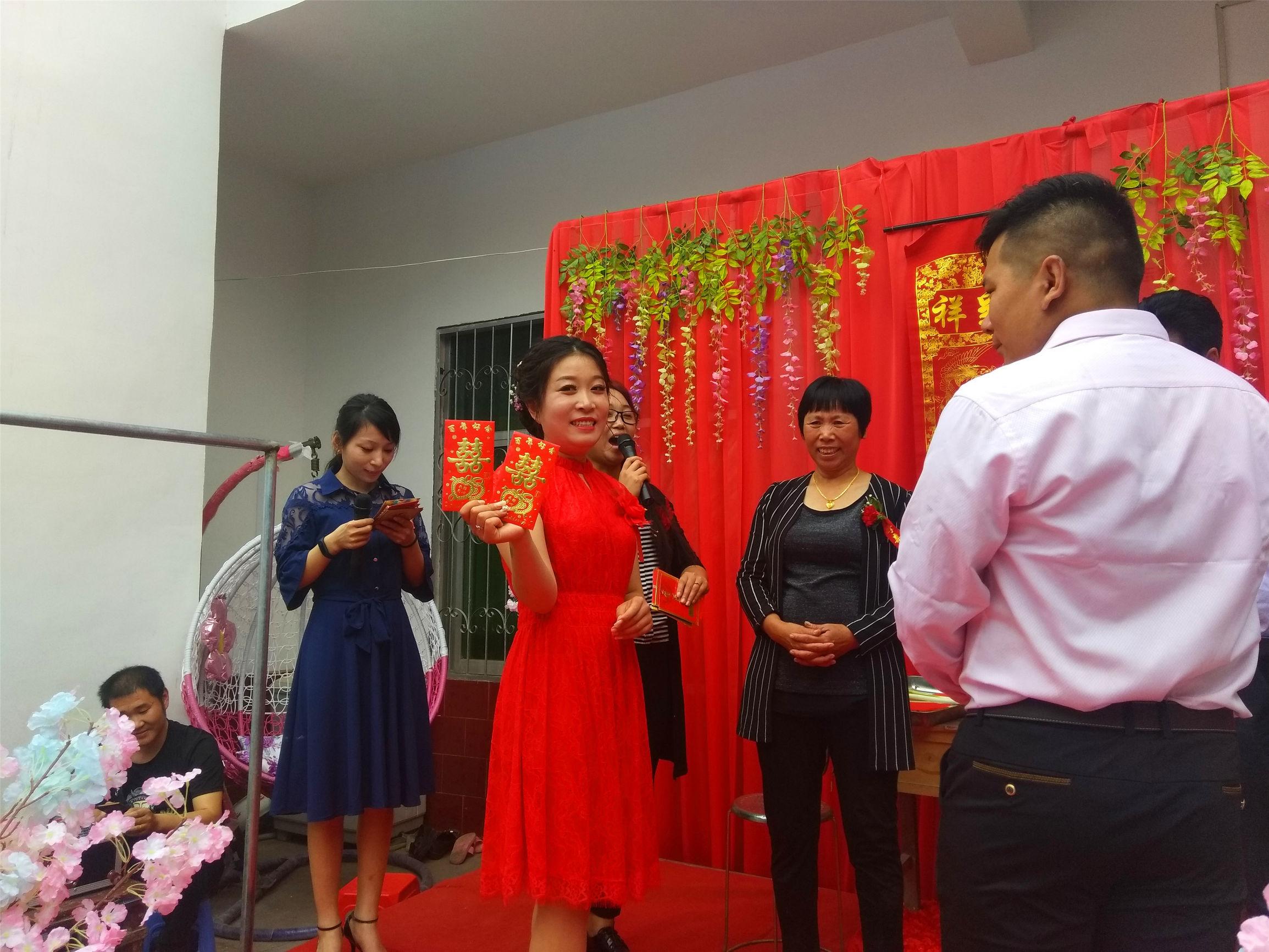 结婚问答新郎问题誓言,婚礼誓言和致辞有什么区别