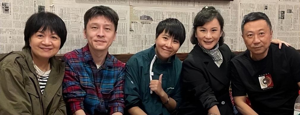 证婚人致辞2022(我外出打工一年没回家)