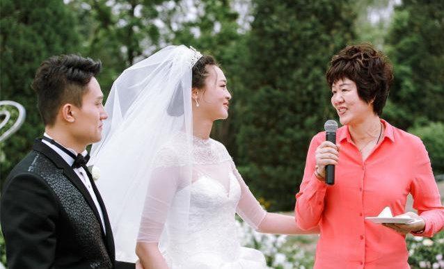 婚礼上幽默问答(关于结婚的搞笑段子有哪些)