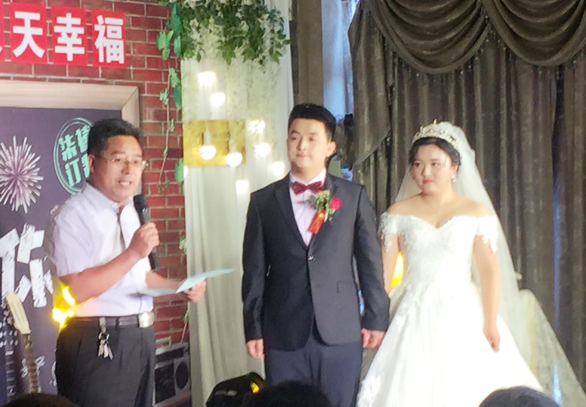 新人证婚词(外甥女婚礼上的证婚词)