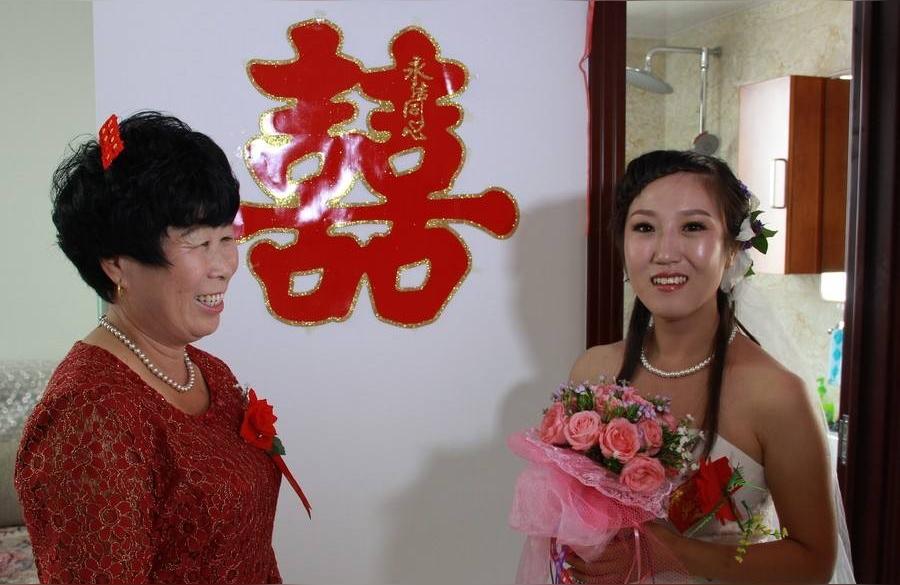 结婚风俗见面(双方父母第一次见面应该怎么安排)
