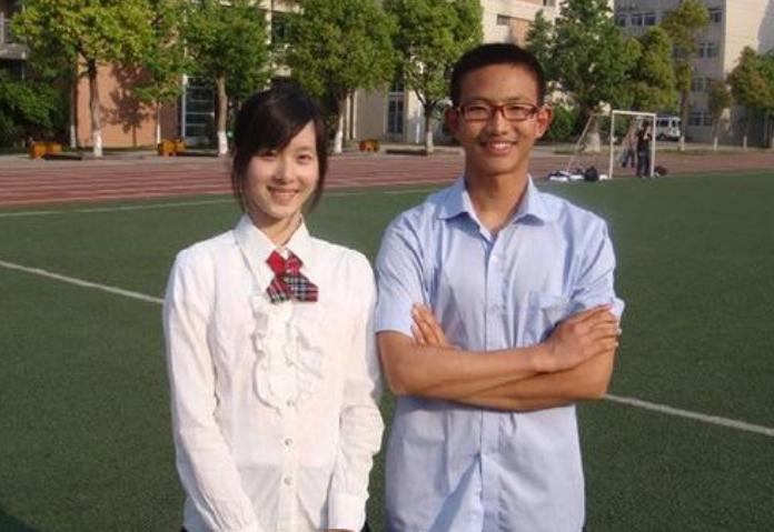 老爸让我从十个女神中选一个结婚百度百科,一个女人不结婚生小孩