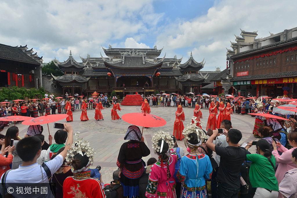 贵州苗族结婚风俗(云南苗族为什么结婚那么早)