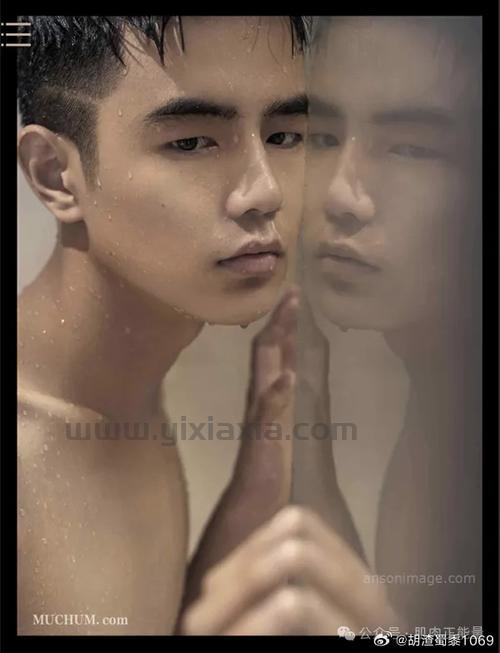 chinese gay 帅男solo圈粉无数，魅力无法挡！